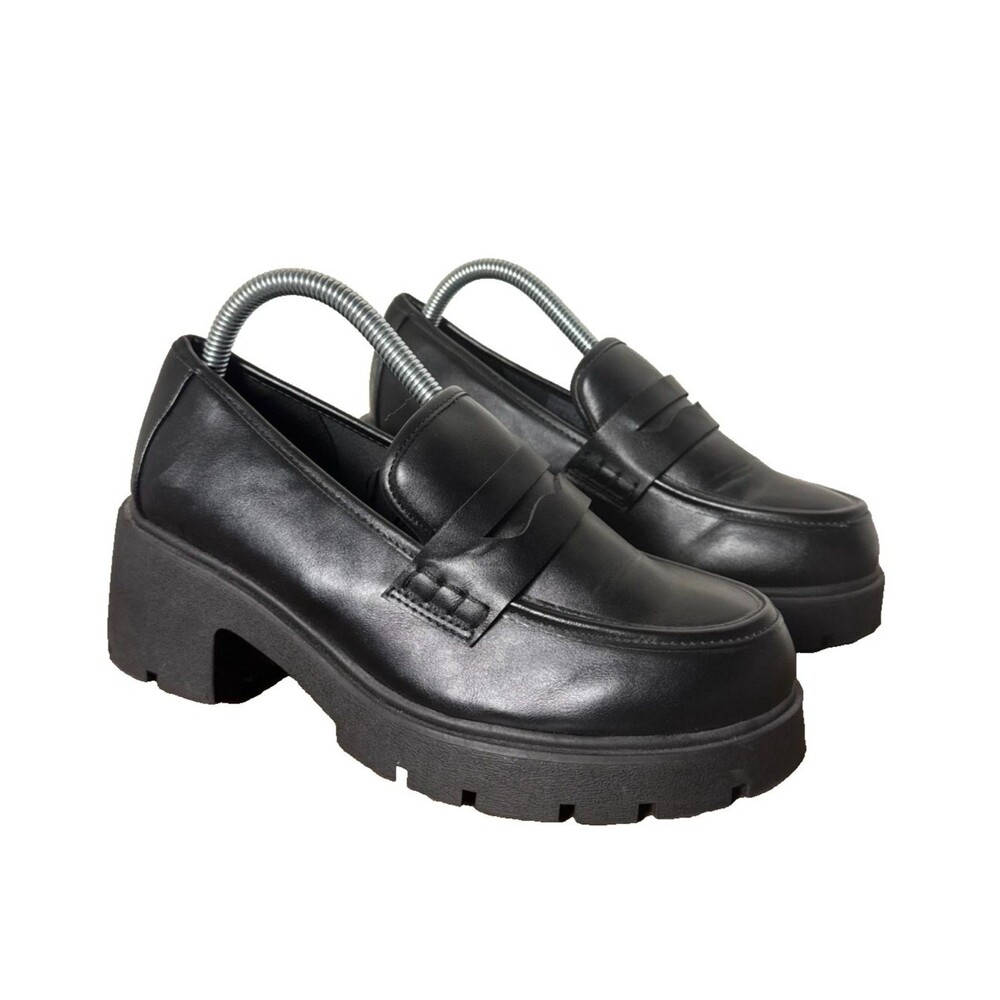 Torrid Black Chunky Platform Loafers Women 8WW Extra Wide Heels Preppy
